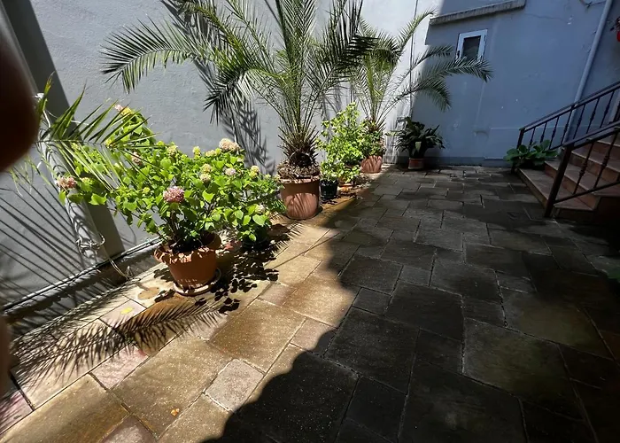 Grand Veranda Апартаменты Тирана