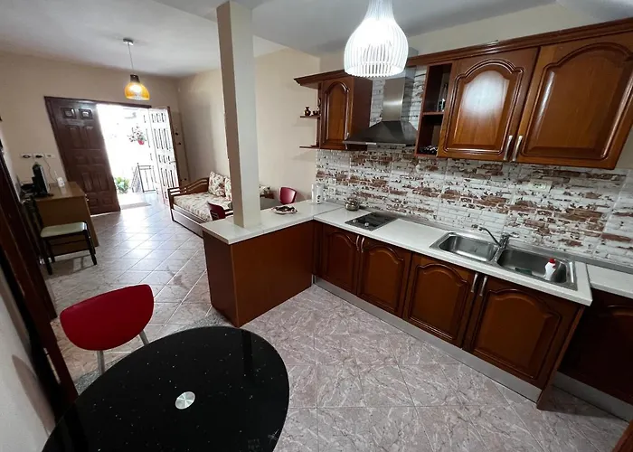 Grand Veranda Апартаменты Тирана