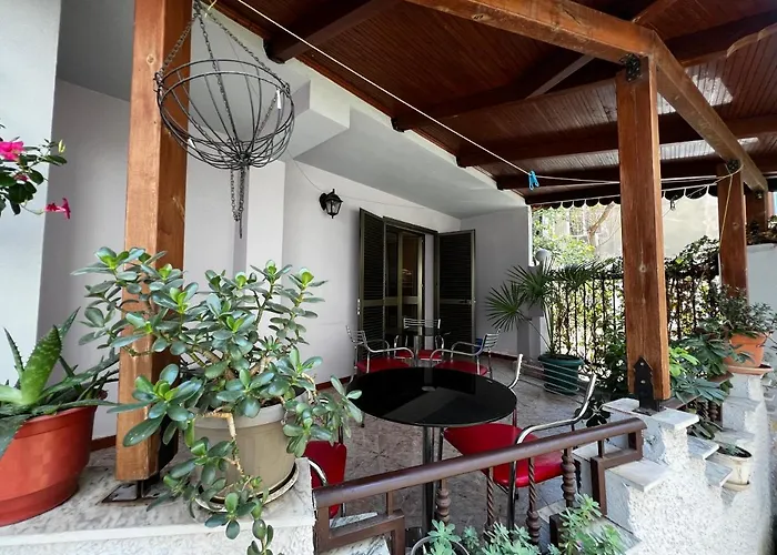 Grand Veranda טיראנה